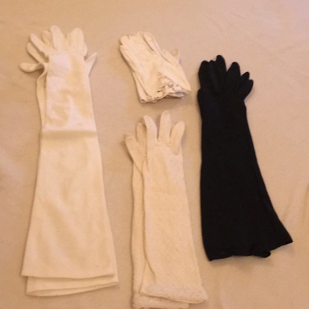 Assorted vintage gloves